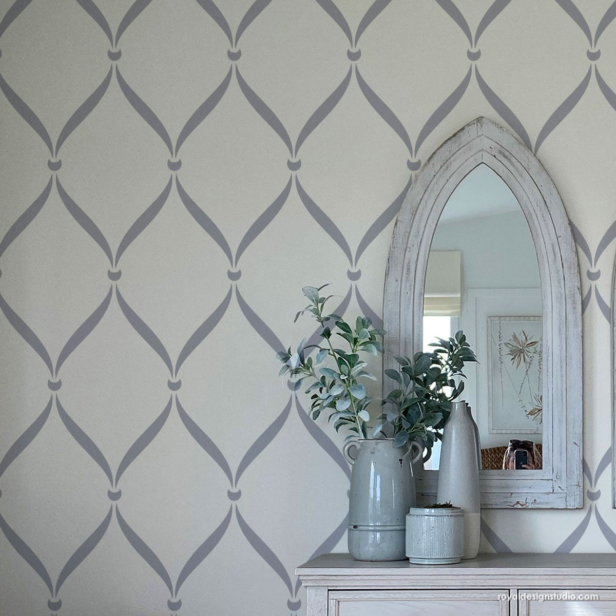 Upscaled Ribbon Lattice Wall Stencil