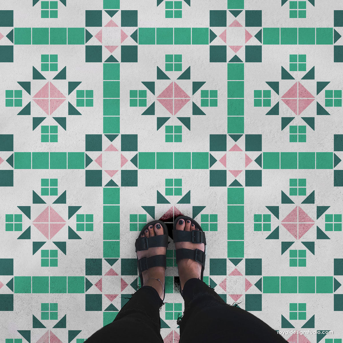 Chelsea Mosaic Floor Tile Large
